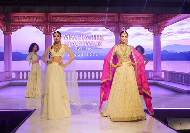 Unveiling of æPadmavati û The Bridal Jewellery CollectionÆ by Mahabir Danwar Jewellers_1 Unveiling of æPadmavati û The Bridal Jewellery CollectionÆ by Mahabir Danwar Jewellers_1